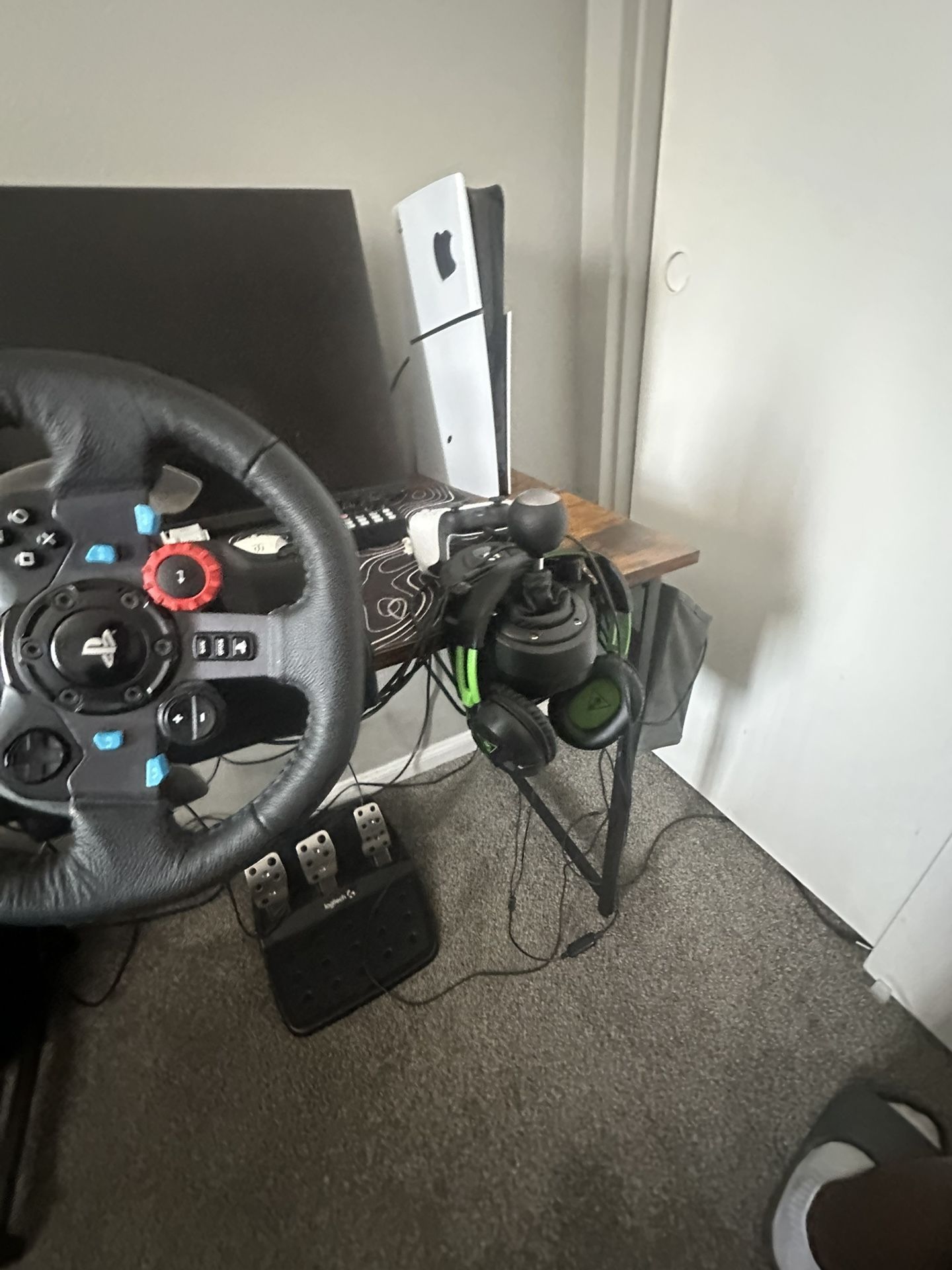 Chromebook cheap 29 Logitech steering wheel touchscreen