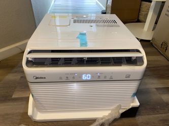 Midea 7800 Btu inverter-powered, energy-efficient window air conditioner