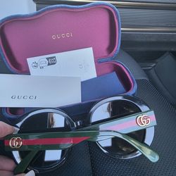 Gucci Sunglasses NEW WITH DOCS CASE ETC