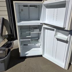 fridge freezer 