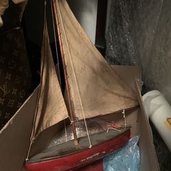 Early Antique Wooden Pond / Sail Boat With Weight Complete 
