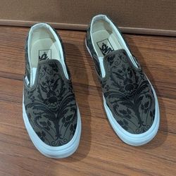 Vans Slip On Olive and Black w/Skulls Women's 7 