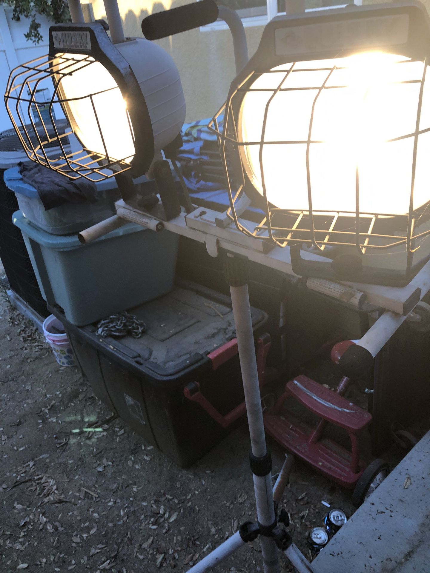 Tri-pod Lights Construction light halogen Adjustable