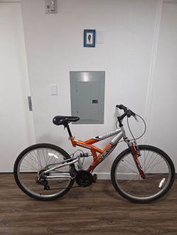 Next Power X Mountain Bike 26" - 18 Speed - Dual Suspension