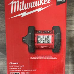 Milwuakee M18 Rover Floodlight (Tool Only)