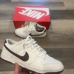 Nike Dunks Night Maroon 