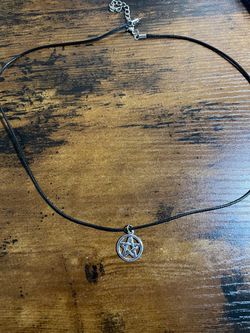 Silver pentagram necklace
