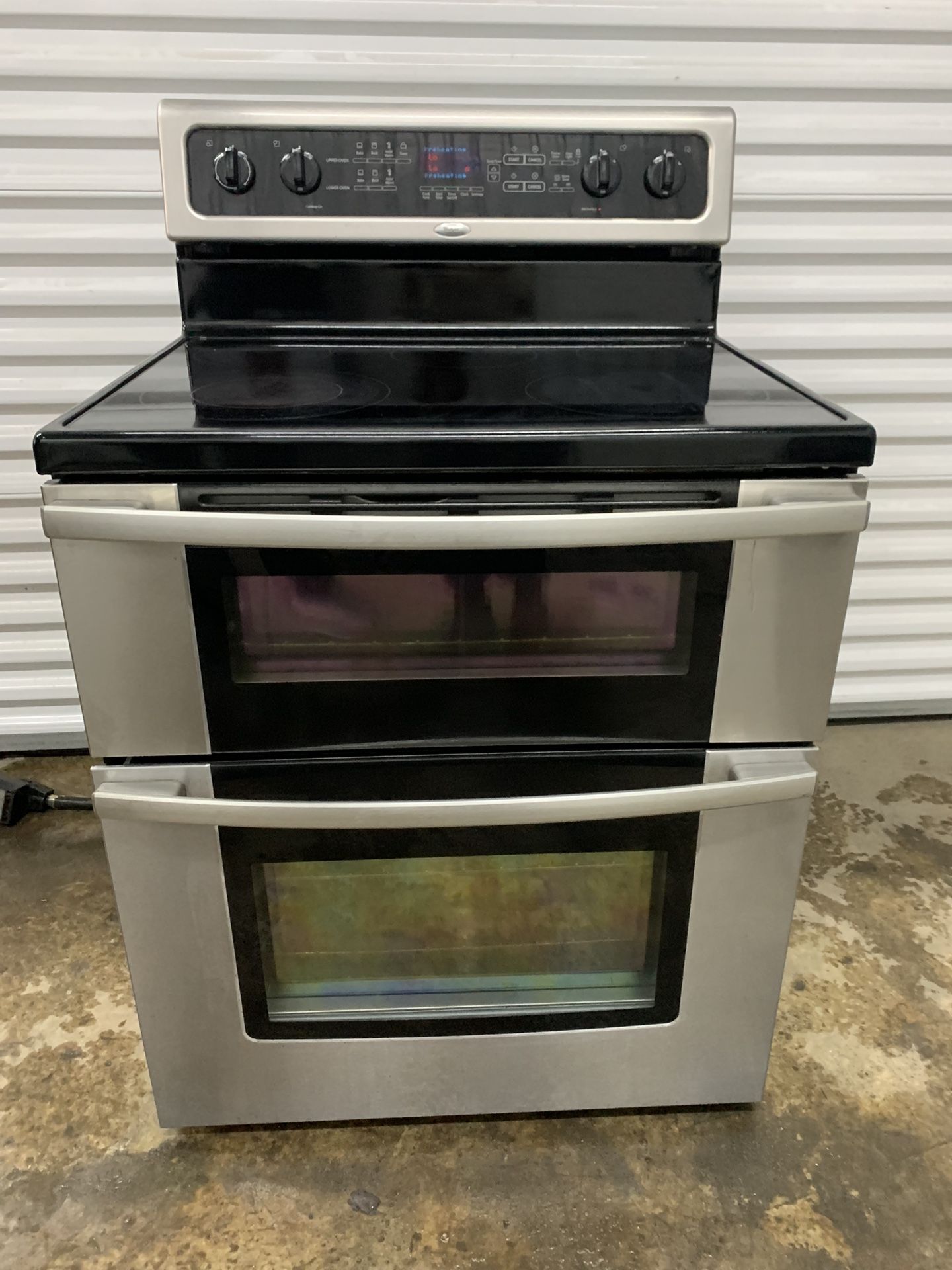 Beautiful Stove Double Oven No Issue Working Fine