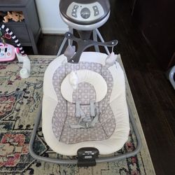 Graco Simple Sway Swing