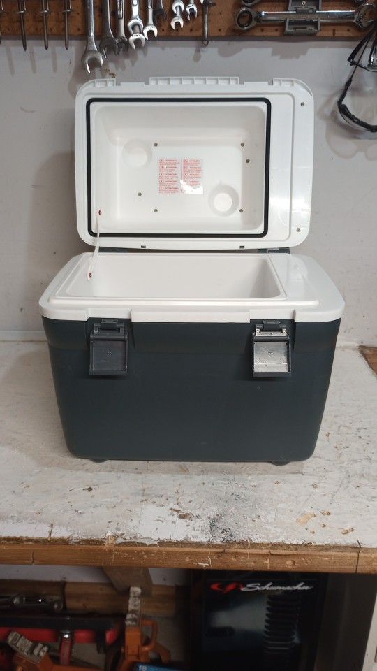 Mobicool 12volt Cooler/Warmer