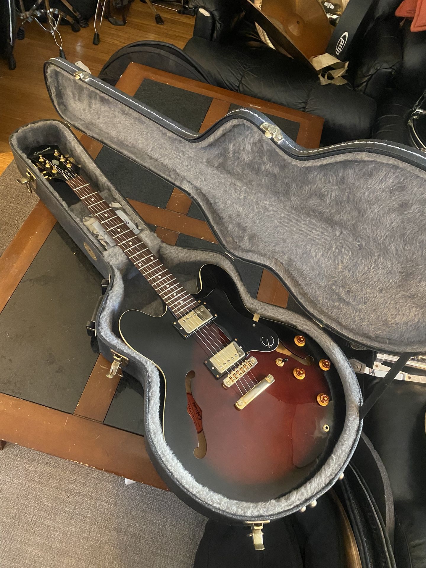 Epiphone ES335 Dot Deluxe w/TKL Hard Case