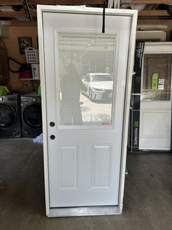 New Entry / Back Door 32” Wide With Blinds Pre Hung 