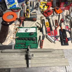 (COMBO EVERYTHING OR BY IT SELF)CONCRETE TOOLS ,ELECTRICAL TOOLS ,WELDING MASKS 