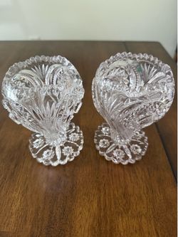 Vintage Early American Pressed Glass rose bowl pair