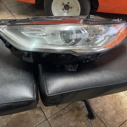 2019 Ford Fusion Headlight 