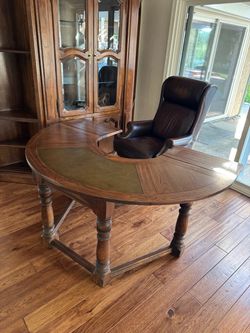 Traditional Executive Home Office Furniture Set – Desk, Leather Chair & Bookcase