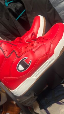 Tenis deportivos Champions para hombres size 11