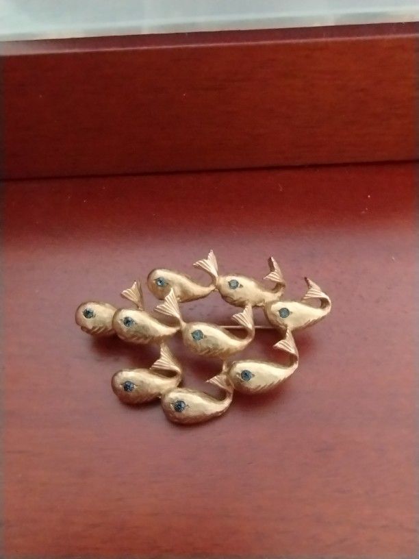 Vintage Signed ERWIN PEARL School Of Fish Brooch Pin
