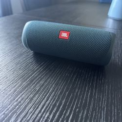 JBL Flip 5