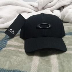 Oakley Hat (Black)