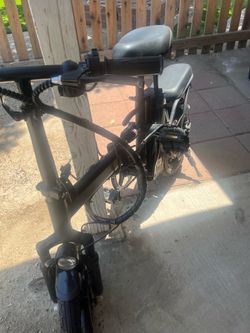 Apyear Electrictric bike -lock and helment