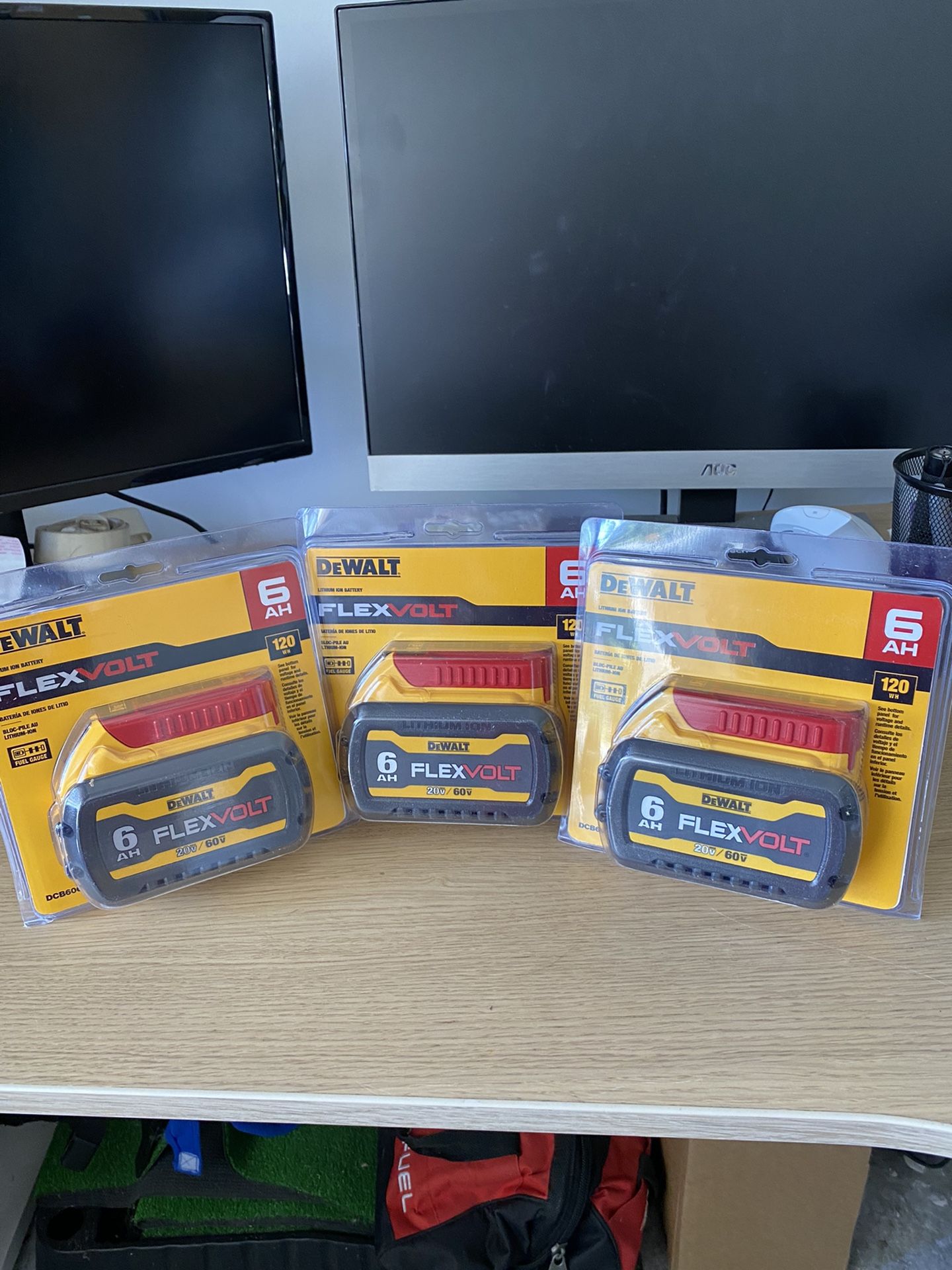 DEWALT FLEXVOLT BATTERY DRILL 6.0 AH ( $ 125 EACH )