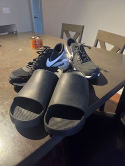 Nike Slides/Nike Air Max