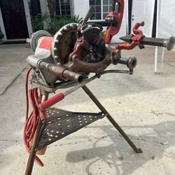 Ridgid 300 Pipe Threader - Great Working Condition