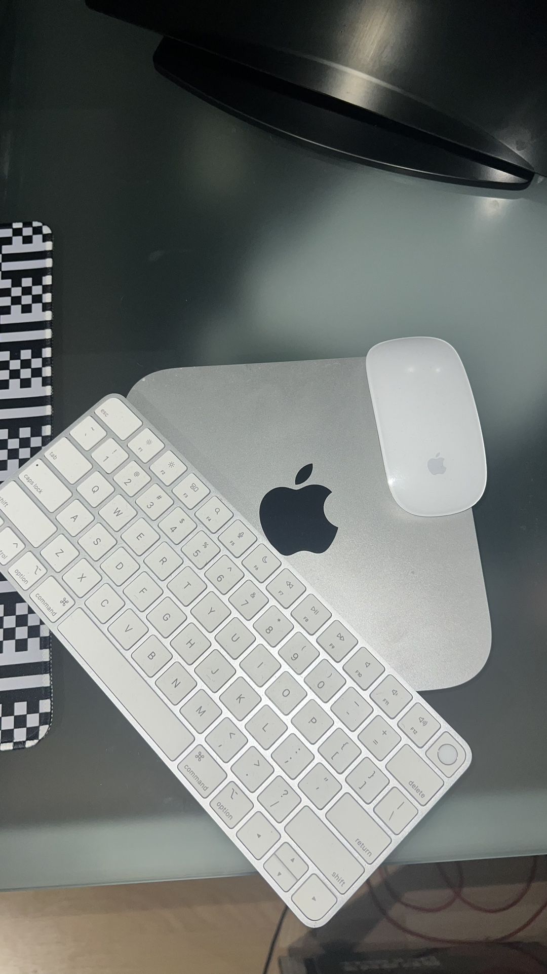 2023 Mac Mini With Magic Keyboard (Touch ID) and magic mouse