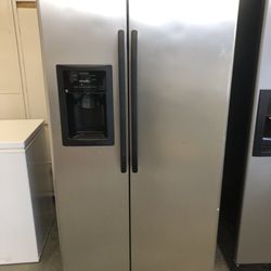 GE Side By Side Refrigerator Stainless