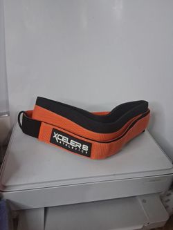 Heavy duty weight training belt.