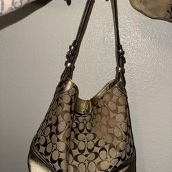 Coach Shoulder Bag 
