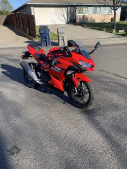 2021 Kawasaki Ninja 400