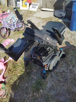 QUICKIE Q500M WITH TILT/RECLINE