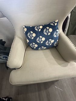 2 Accent Chair