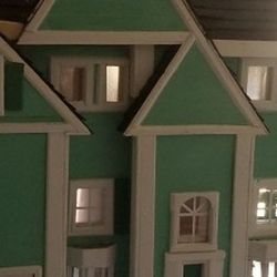 2 Story Handmade Doghouse/ Dog Kennel