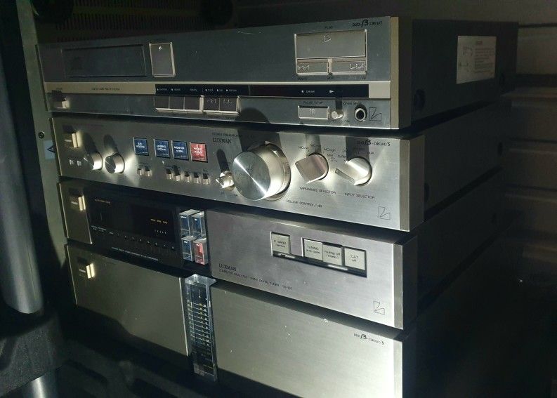 LUXMAN CX-100, MX-100, TX-101, D-404 CD