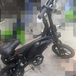 Jetson Bolt Folding Electric Ride-On Bike, Easy-Folding, Built-in Carrying Handle, Twist Throttle, Up to 15.5 MPH, Ages 13+