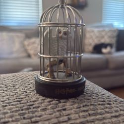 Ornament Figure  Hedwig In cage 