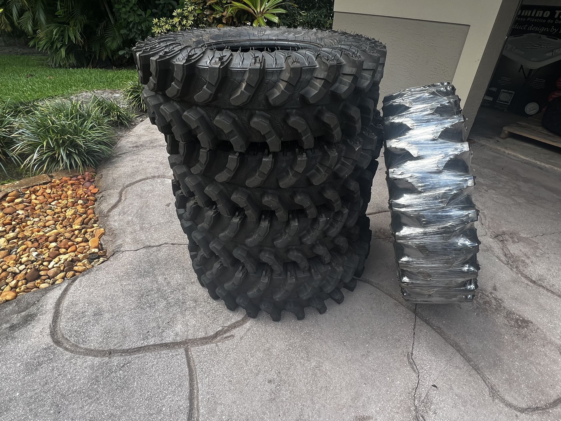 ITP MT911 32” UTV Tires 32”x10x15”