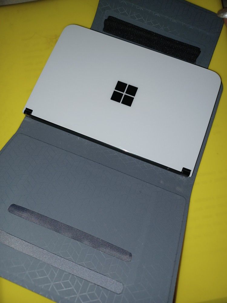 Microsoft SURFACE DUO2