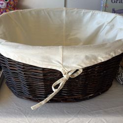 Large Wicker Basket 