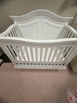 White Wooden Crib with Newton Baby Mattress