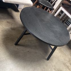 Round Table
