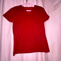 Red Patagonia cotton & polyester t-shirt #outdoor #hiking