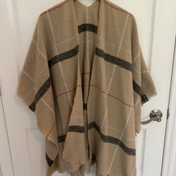 Women’s Plaid Wooly Poncho With Fringe One Size 