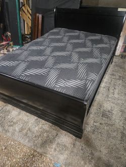 Ashley furniture queen bed set FREE DELIVERY TODAY