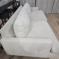 Grady Sofa by Rowe Furniture 