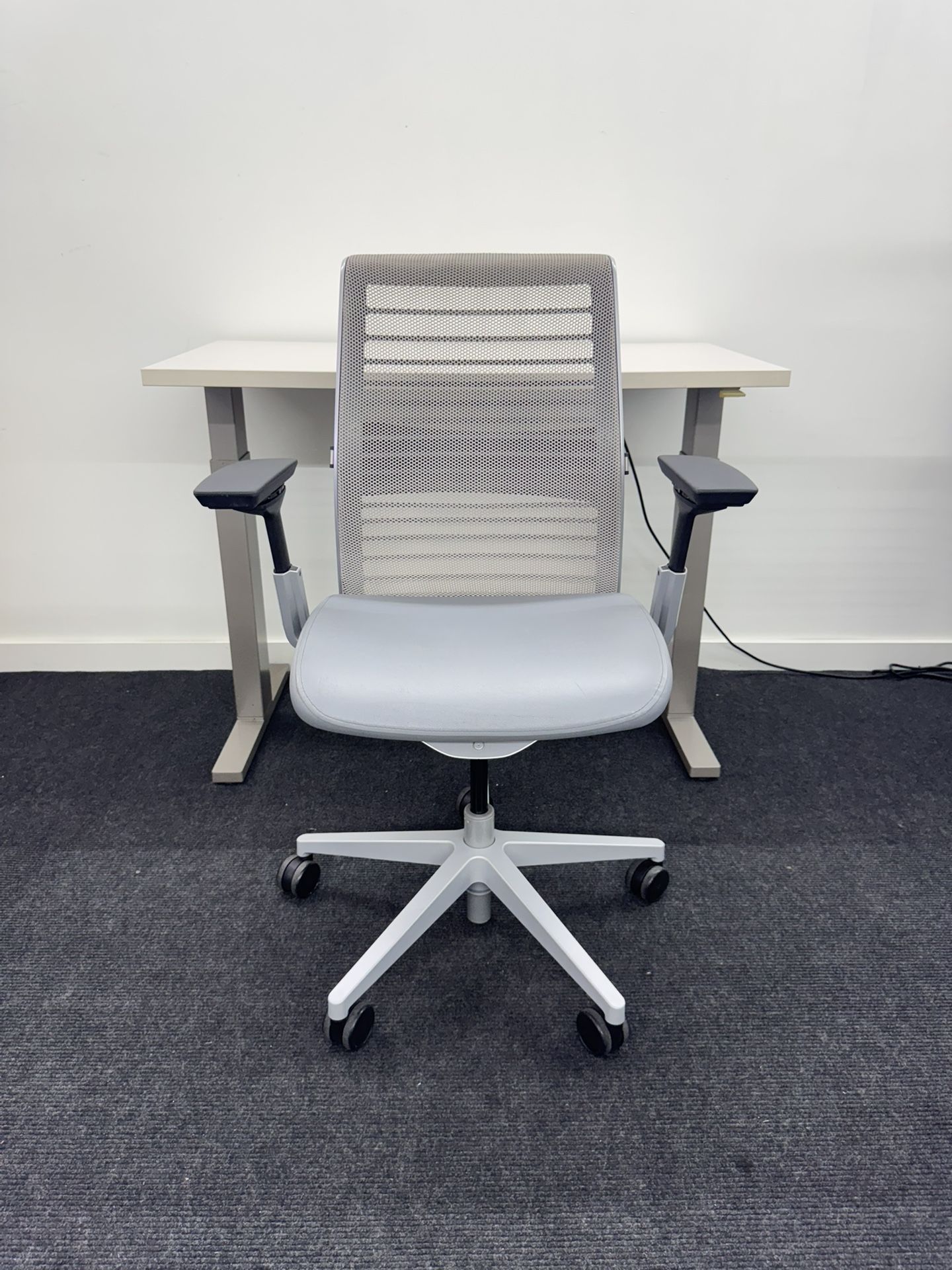 STEELCASE THINK V2, GREY/SILVER COLOR SCHEME, LEATHER SEAT, FULLY LOADED WITH LUMBAR SUPPORT!