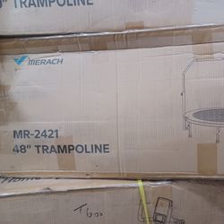 MR2421 40" Trampoline.  Brand New 